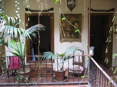 Un balcón o terraza de Hostal Casa Del Buen Viaje