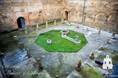 Jardín al aire libre en La Cartuja de Cazalla
