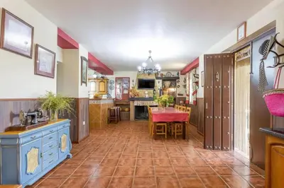 Una cocina o zona de cocina en Spacious villa with mountain view in Archidona, private pool