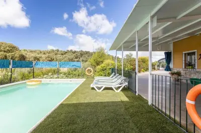 Piscina en o cerca de Spacious villa with mountain view in Archidona, private pool