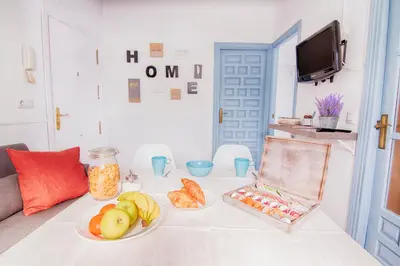 Comida en o cerca de este apartamento