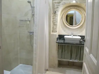 Un baño de The Green Balcony