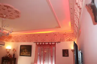 Una televisión o centro de entretenimiento en Casa Marhaba - Welcome