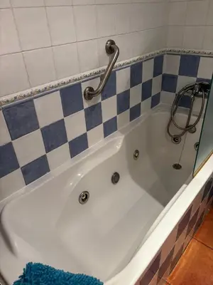 Un baño de Hotel Baviera