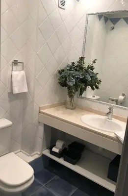Un baño de Apartamento las doblas , parking gratis