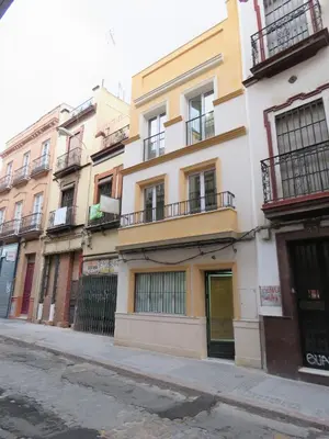 Edificio en el que se encuentra el apartamento