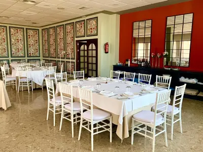 Un restaurante o sitio para comer en Don Polvorón