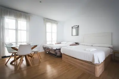 Cama o camas de una habitación en Apartamentos Centro Cordoba by MiRa
