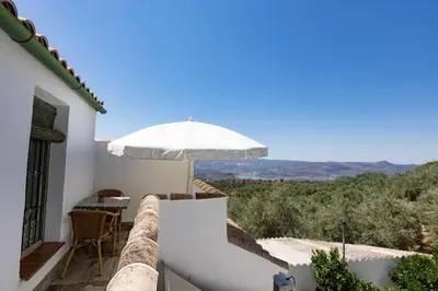 Paisaje cerca of this country house