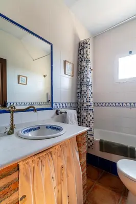Un baño de Agroturismo Ecologico el Cortijillo