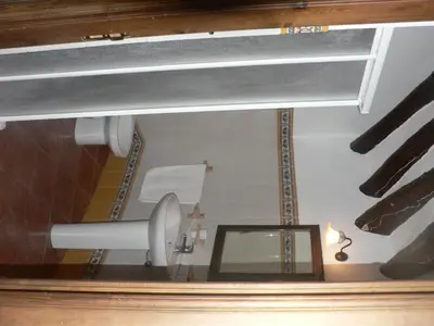 Un baño de Cortijo la Colá