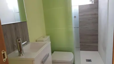 Un baño de Acogedor apartamento en el barrio del Parlamento de Andalucía (Sevilla)