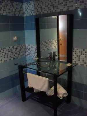 Un baño de Hotel El Cruce Moraleda