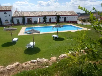 Piscina en o cerca de Complejo Pueblo Blanco