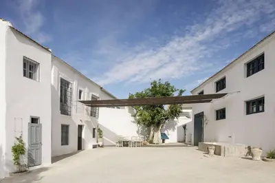 Edificio en el que se encuentra the country house