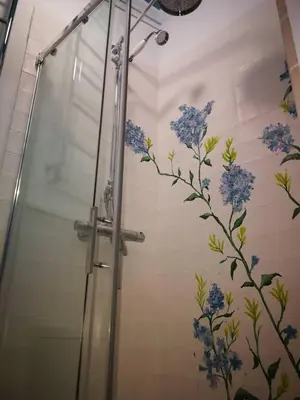 Un baño de La Casa Grande de Zujaira