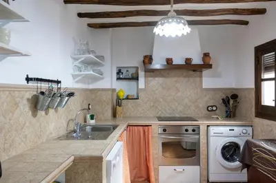Una cocina o zona de cocina en Casa Rural Zambra