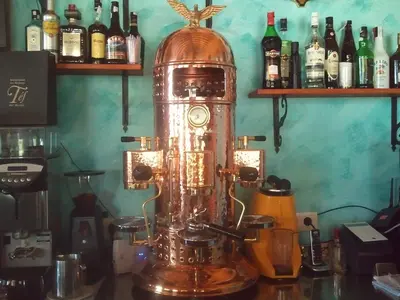 El salón o zona de bar de Apartamentos Paraje San Gines