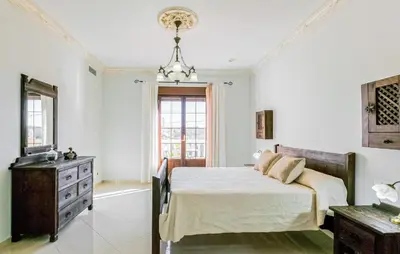 Cama o camas de una habitación en 3 Bedroom Awesome Home In Casariche