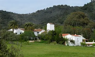 Paisaje cerca of this country house
