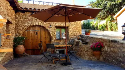 Un patio o zona al aire libre en Casas Rurales Almoguer