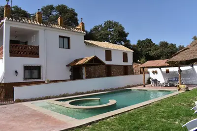 Piscina en o cerca de Casa Fraskito
