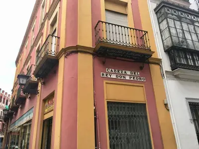 Edificio en el que se encuentra el apartamento