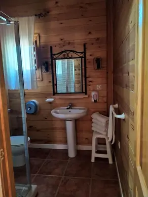 Un baño de Apartamentos Rurales Sierra Luna