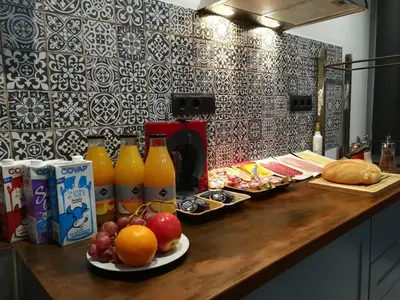 Comida en o cerca de este hotel