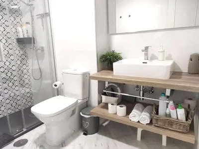 Un baño de Santa Justa Sevilla Nervion Buhaira Centro