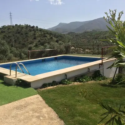 Piscina en o cerca de Rural El Puerto Mayordomo