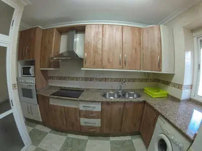 Una cocina o zona de cocina en ALTILLO 25 GARAJE Y WIFI GRATIS