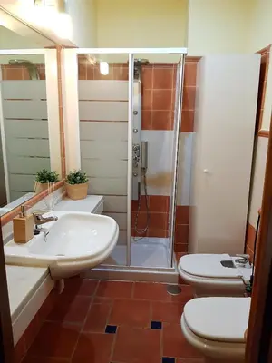 Un baño de Feria Palace Apartment