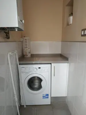 Una cocina o zona de cocina en Sevilla Nervión piso con Patio