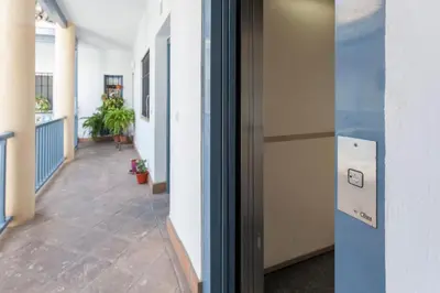 Plano de Espectacular apartamento con terraza privada parking