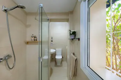 Un baño de Apartamento con gran terraza jardín cerca del centro