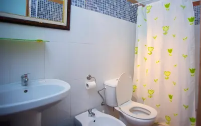 Un baño de Pensión Santa María la Blanca