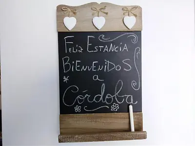 Certificado, premio, señal o documento que está expuesto en Alzahira 2