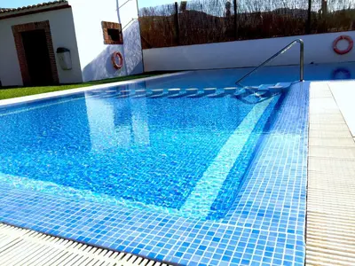 Piscina en o cerca de Vistaluque - Casa Adosada de 3 habitaciones con Piscina y Pista de Padel