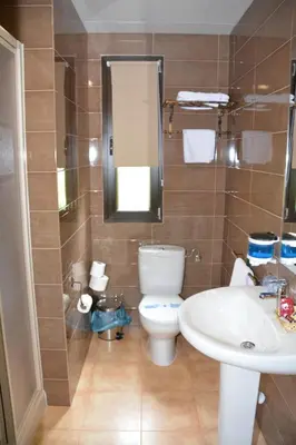 Un baño de Hotel Rural Restaurante Los Rosales