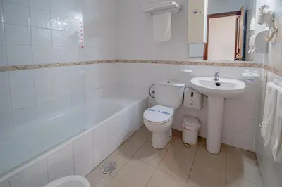 Un baño de Hotel Chamizo