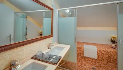 Un baño de Hotel Ciudad de Martos