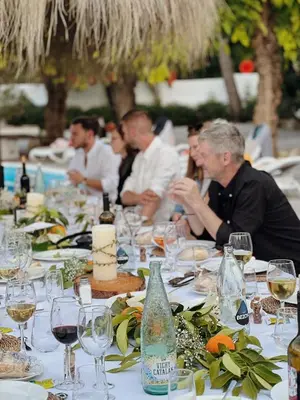 Comida en o cerca de esta villa