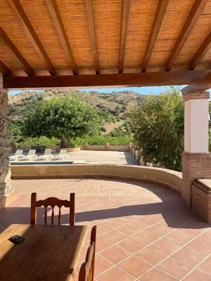 Un balcón o terraza de Casa rural Los Caballos Finca Los Pelaeros