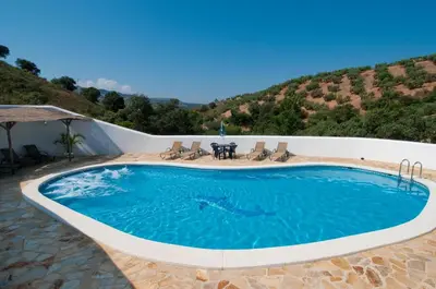 Piscina en o cerca de La Panadería at Molino la Ratonera