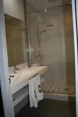 Un baño de La Casa del Médico Hotel Boutique