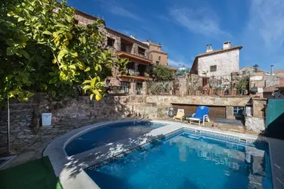 Piscina en o cerca de Hotel Palacio Guzmanes