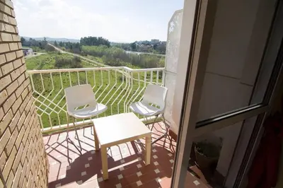 Un balcón o terraza de Apartamento en Mezquita Puente de San Rafael No. 9