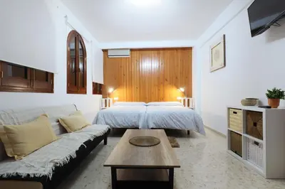 Cama o camas de una habitación en La Terraza de Alfaros & Parking Gratuito