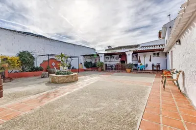 Edificio en el que se encuentra the country house